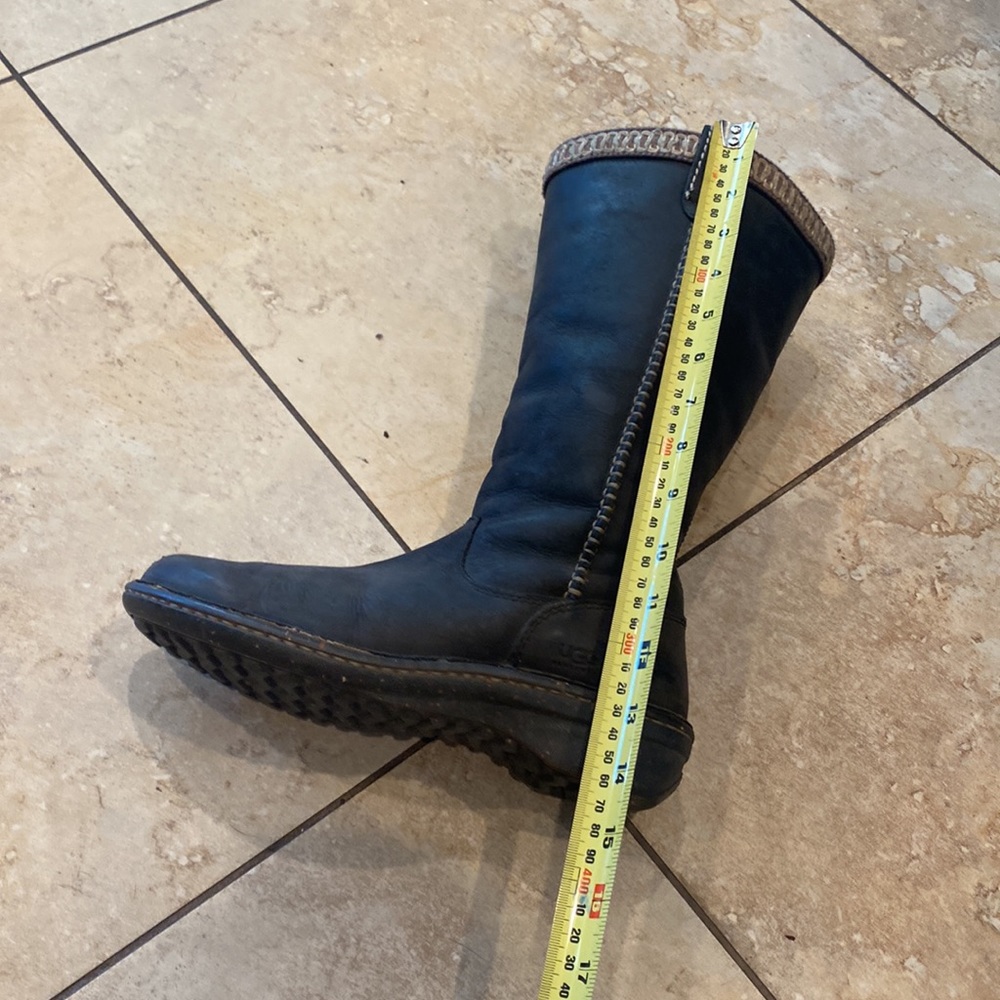 UGG Australia Boots With fur Size 8 - Picture 15 of 15